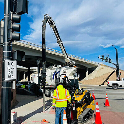 Kinetic Hydrovac truck performing excavation